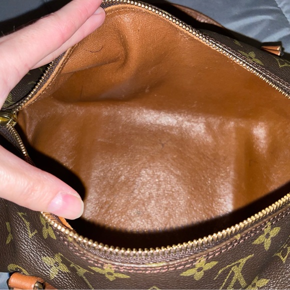 Authentic Louis Vuitton papillon 30 - Picture 8 of 10